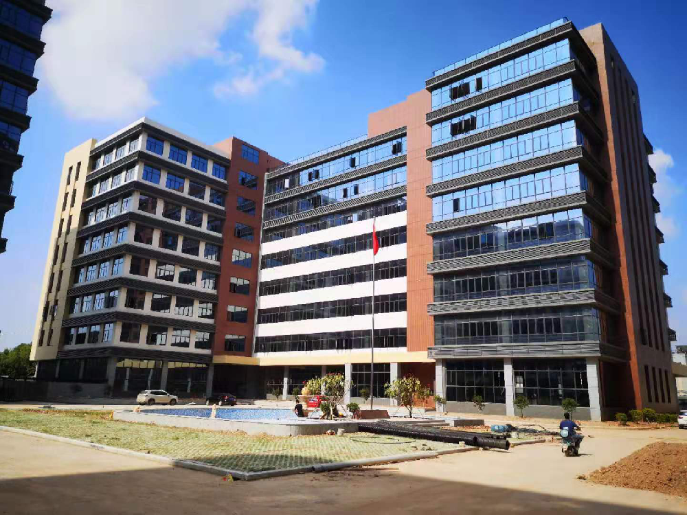  東莞市常平萬豐科技產(chǎn)業(yè)中心